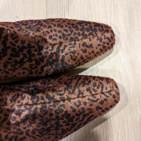 Leopard Print Ankle Boots with fur texture - Picture 6 of 12